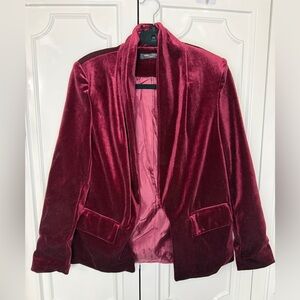 Romeo & Juliet Couture Wine Velvet Open-Front Blazer